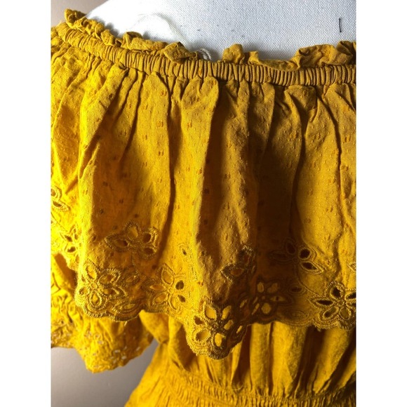 Universal Thread Boho Ruffle Top NWT - Picture 8 of 10